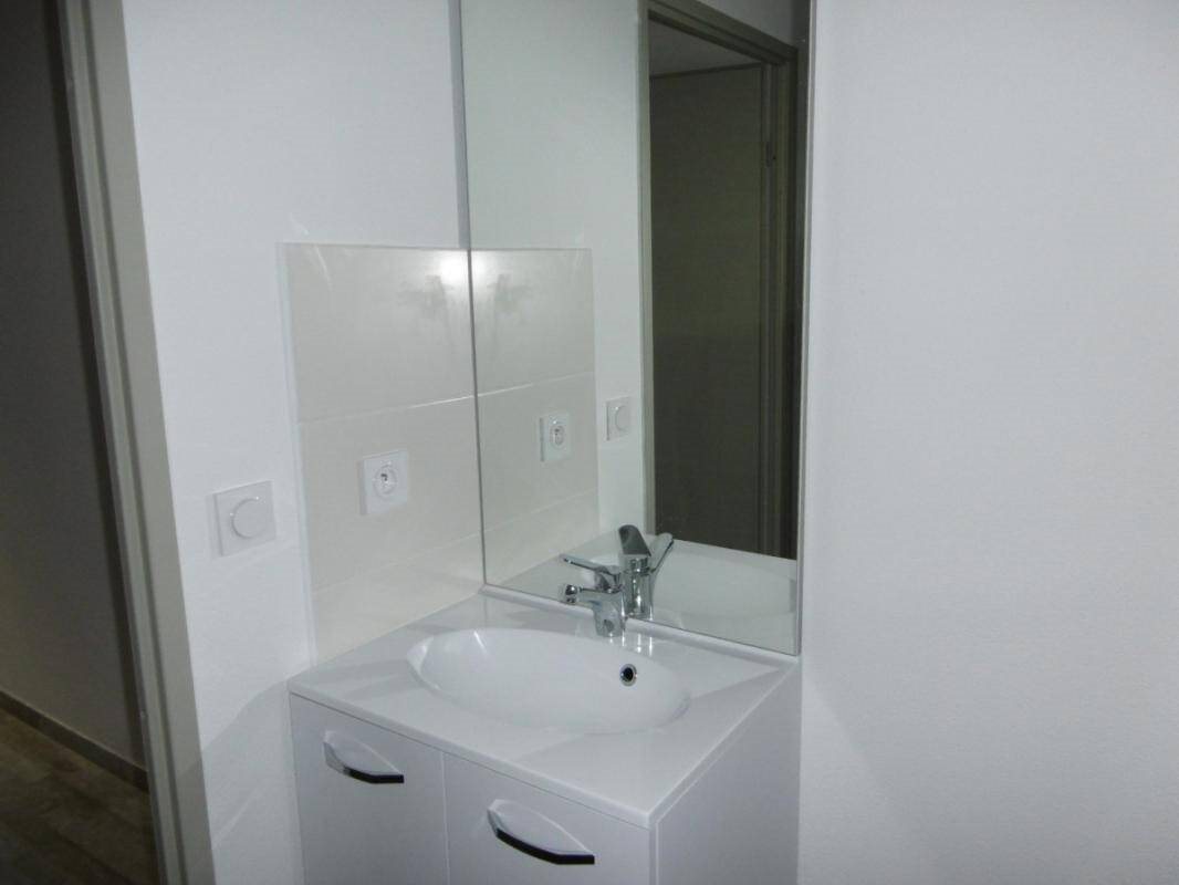 Appartement à louer, 36m², Marseille 15ème