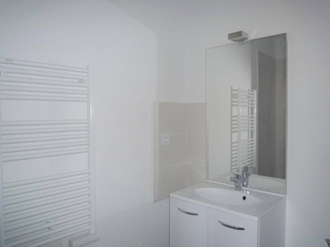 Appartement à louer, 32m², Marseille 15ème