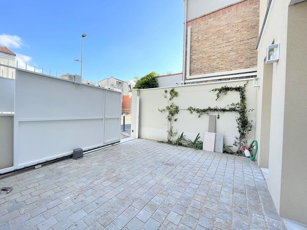Maison à louer, 90m², Suresnes
