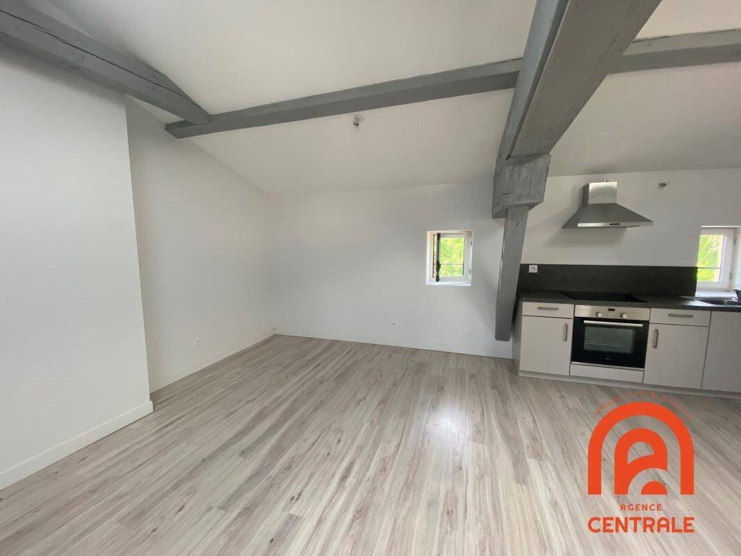 Appartement à louer, 83m², Trévoux