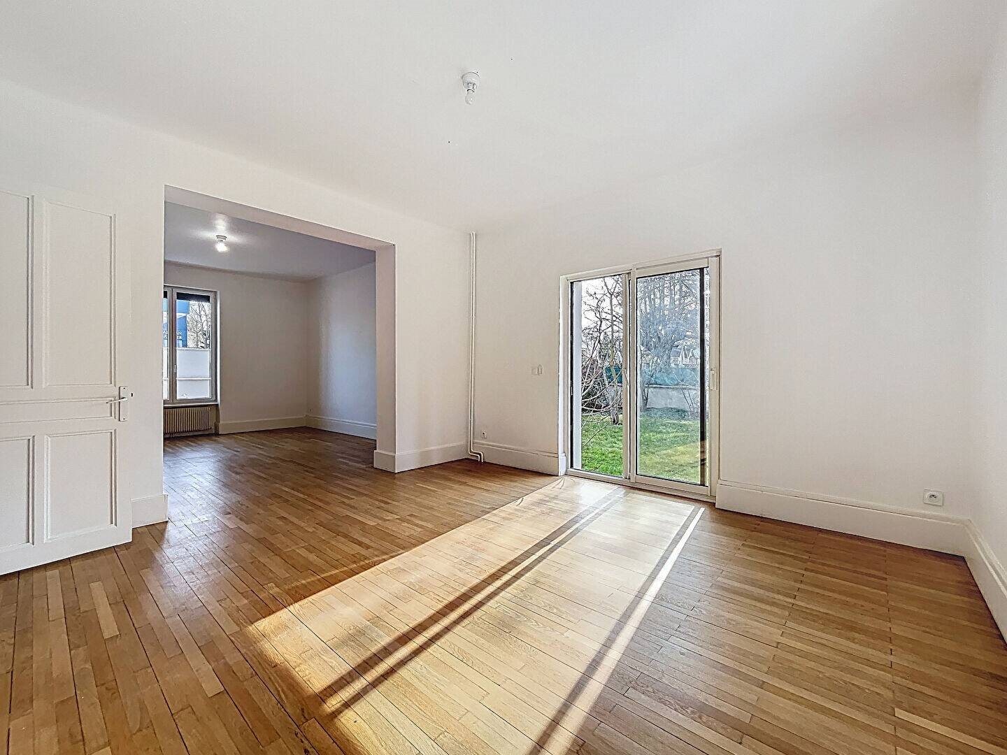 Maison à louer, 159m², Caluire-et-Cuire