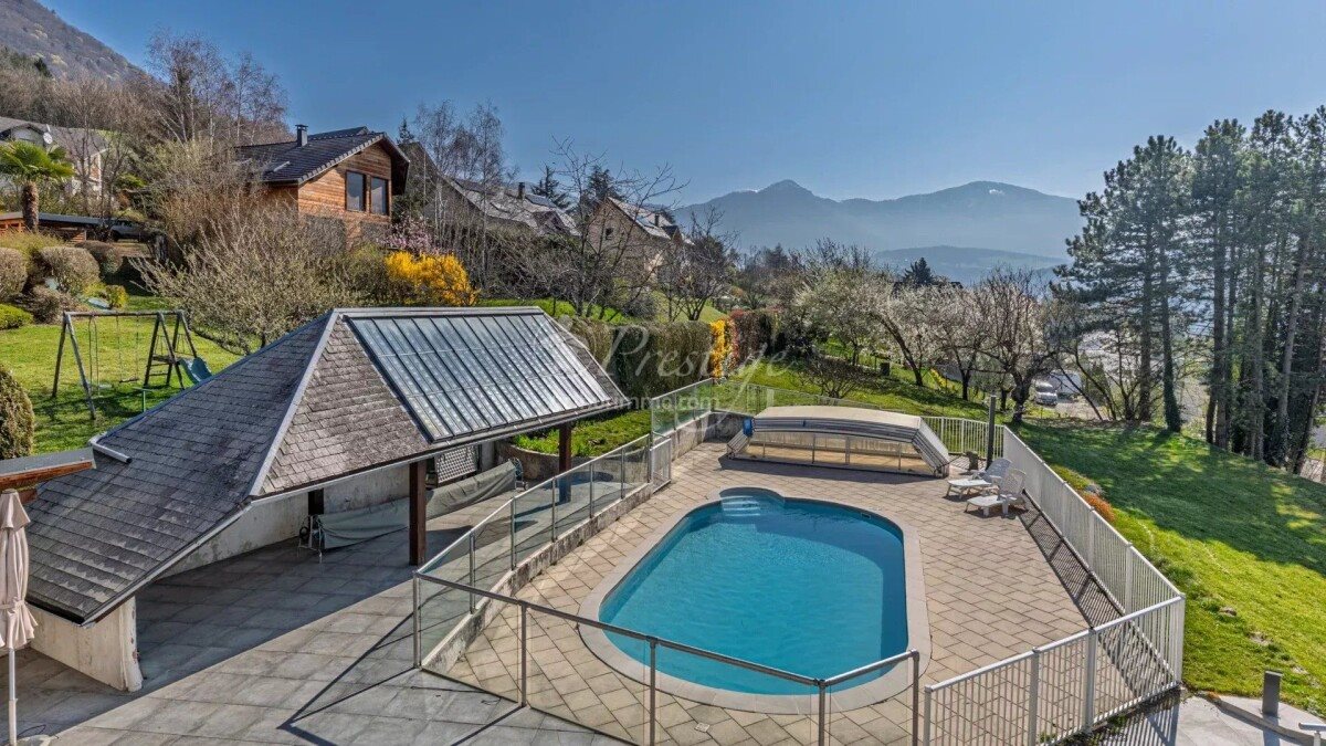 Maison à vendre, 253m², Saint-Alban-Leysse