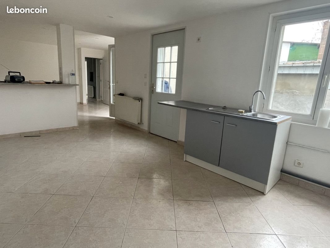 Appartement à louer, 91m², Beuvry