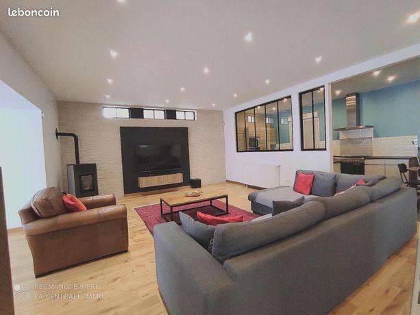 Maison à louer, 220m², Vaulx-en-Velin