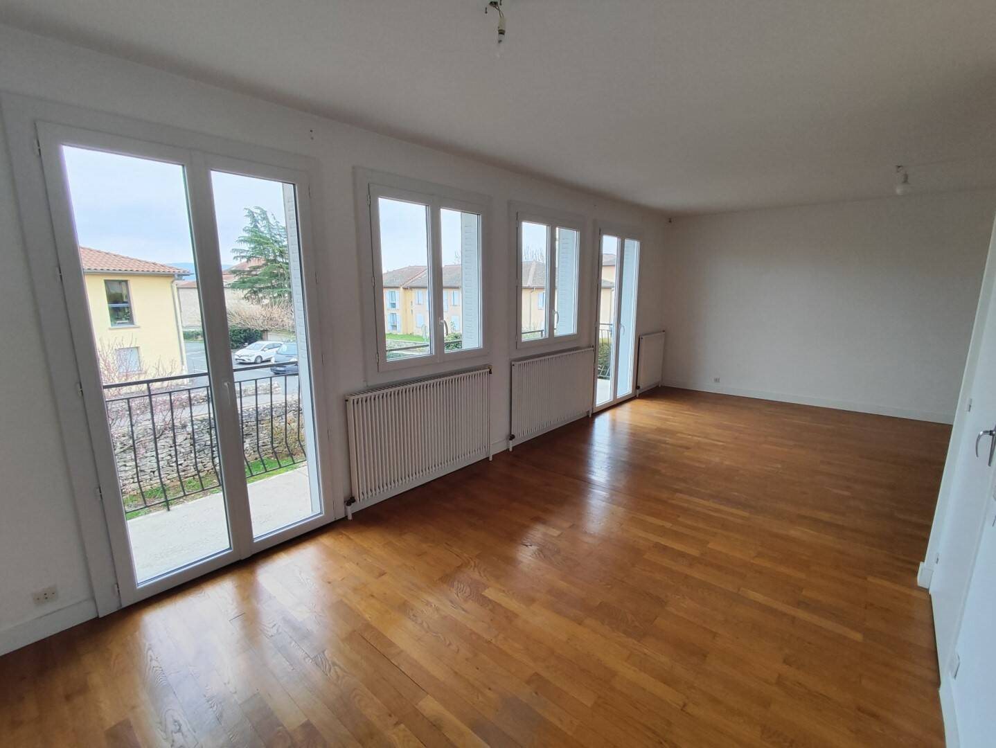 Maison à louer, 98m², Morancé