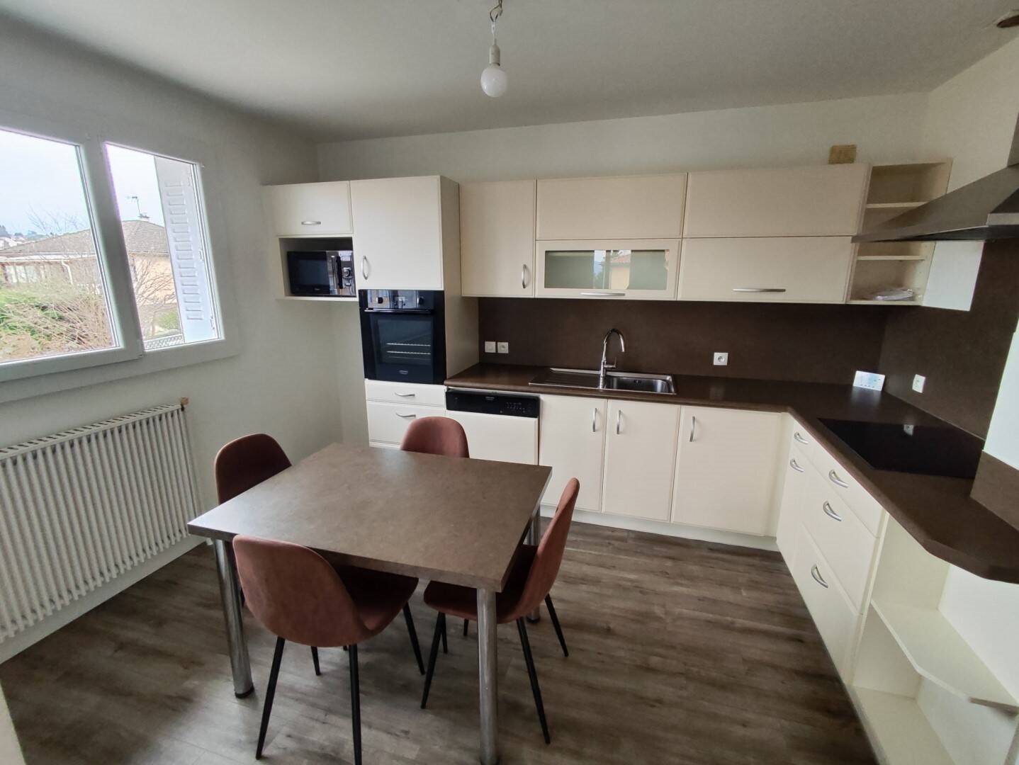 Maison à louer, 98m², Morancé