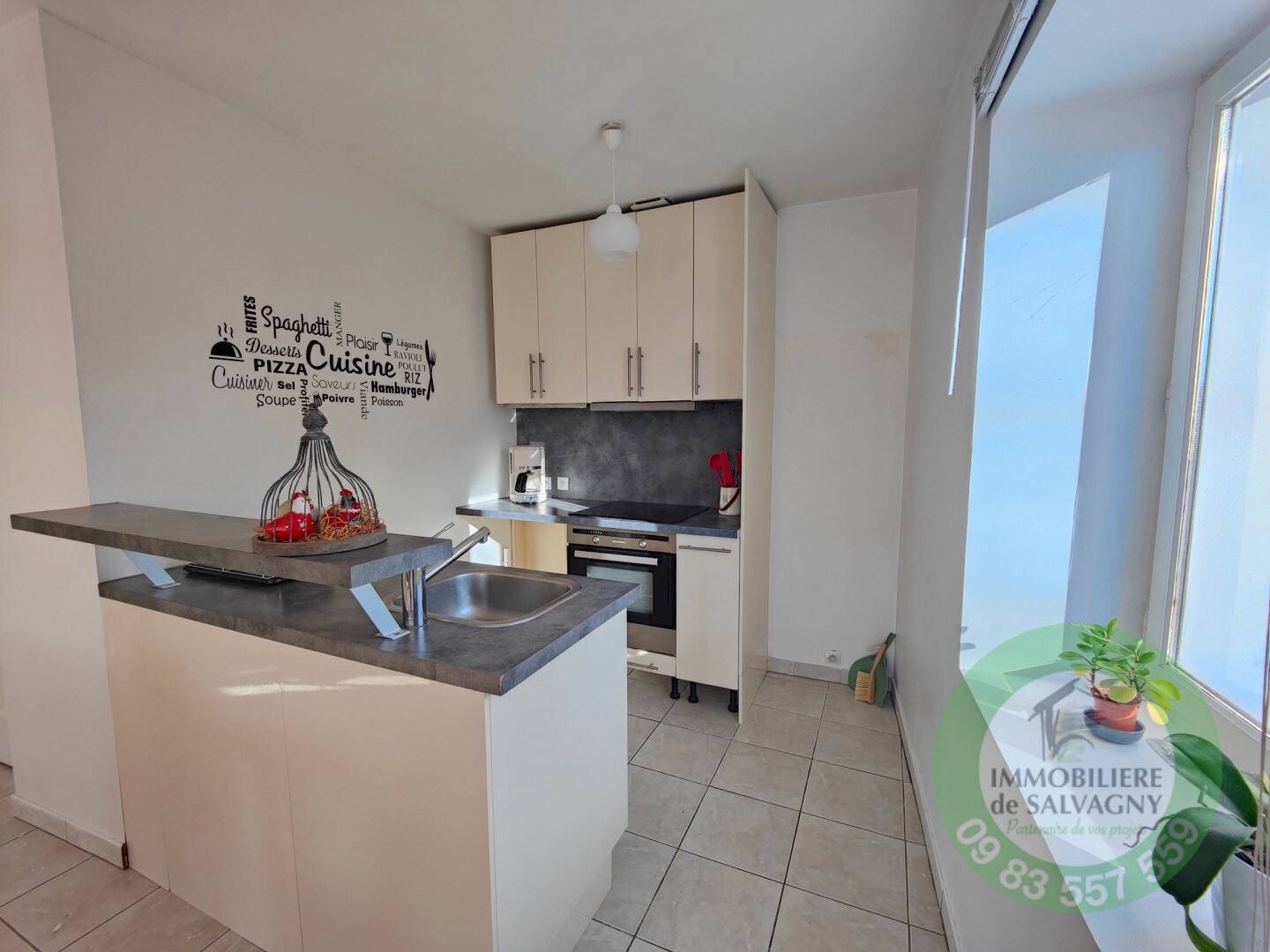 Maison à louer, 75m², Lentilly