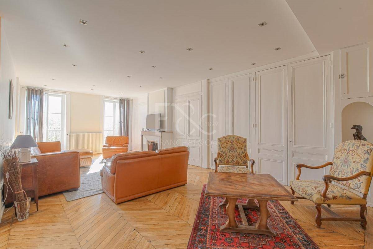 Appartement à louer, 159m², Lyon 6ème