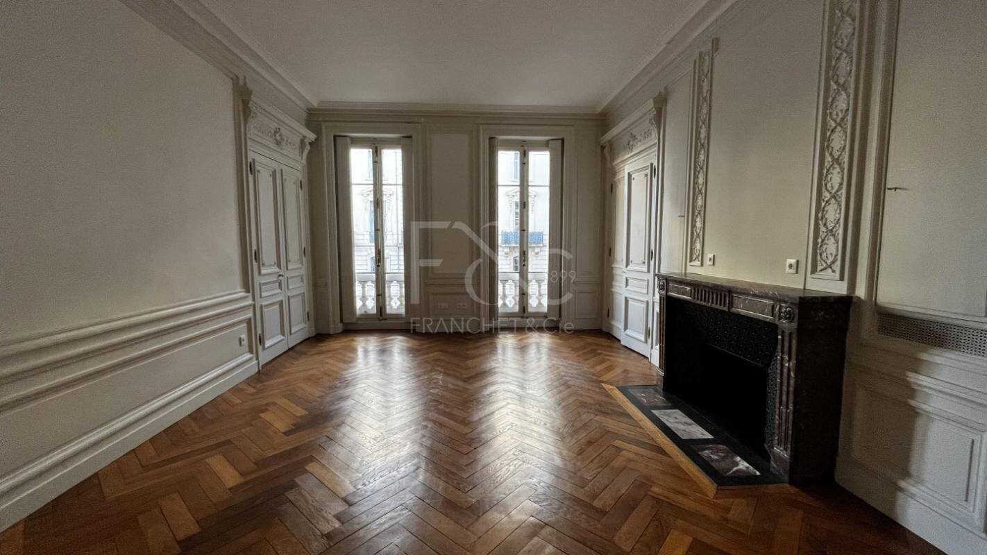 Appartement à louer, 118m², Lyon 6ème