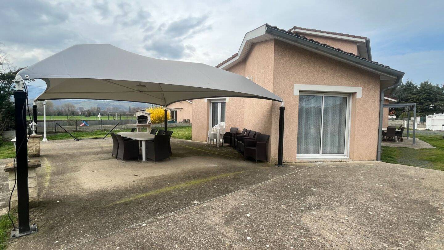 Maison à vendre, 149m², Saint-Clair-du-Rhône