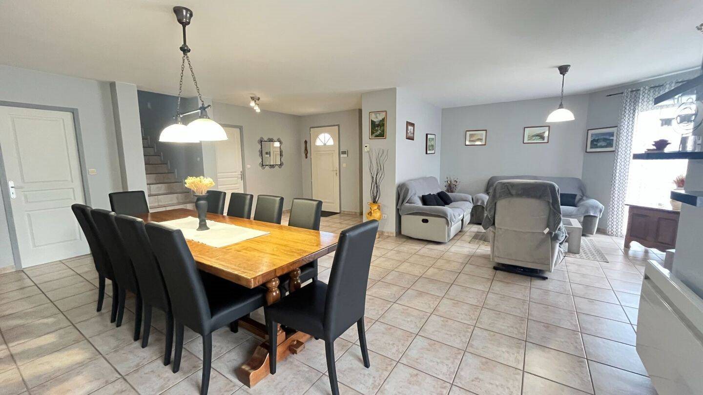 Maison à vendre, 149m², Saint-Clair-du-Rhône