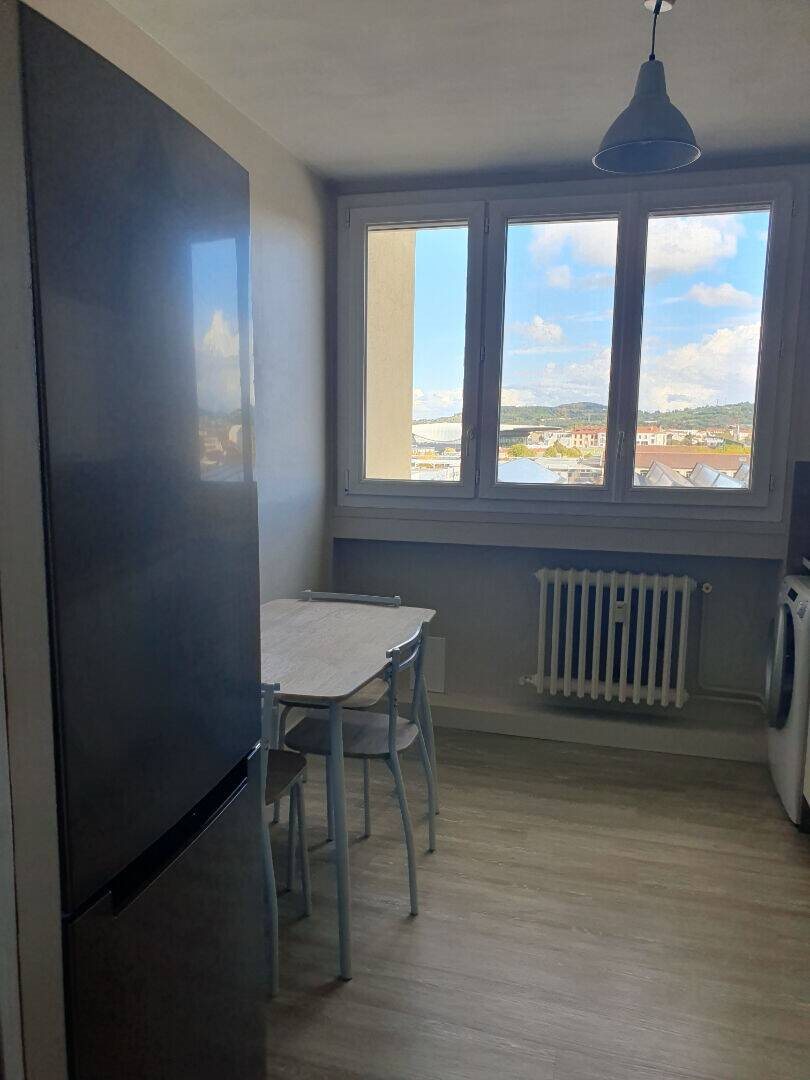 Appartement à louer, 41m², Saint-Etienne