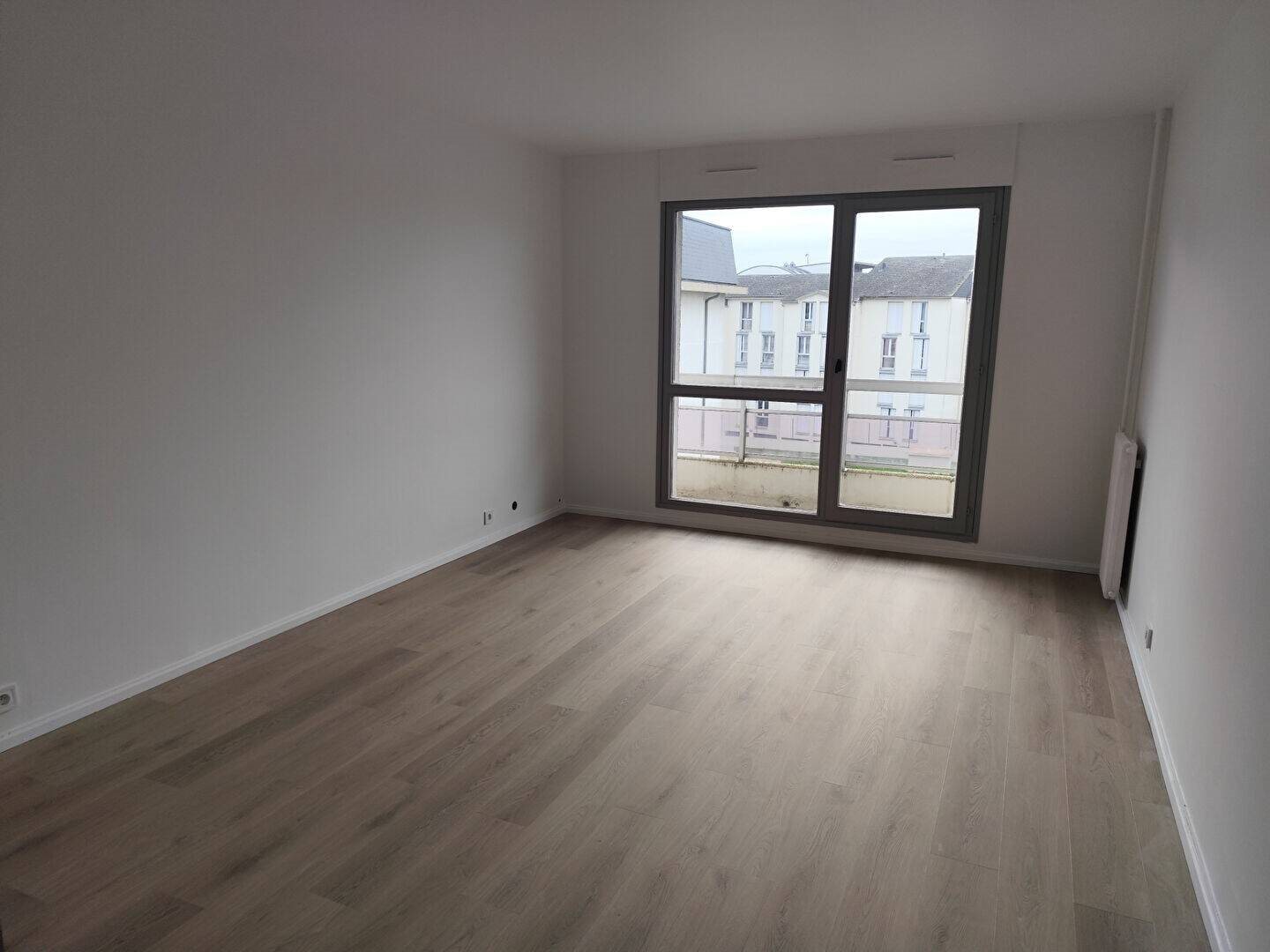 Appartement à louer, 79m², Margny-lès-Compiègne