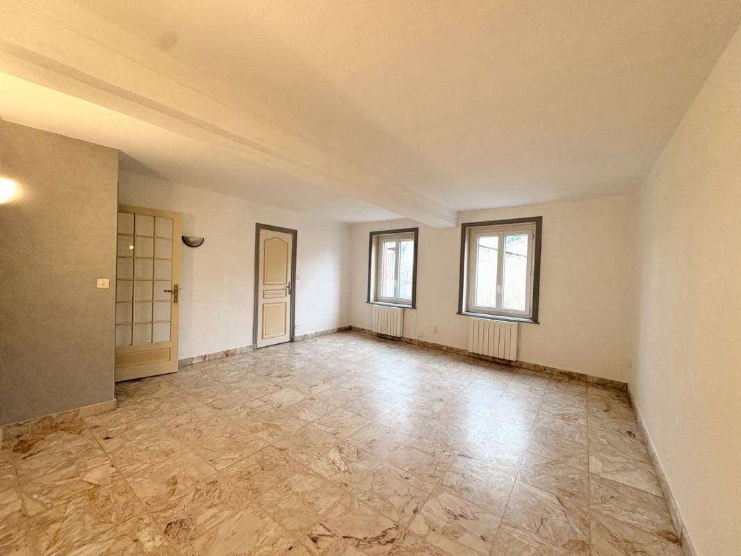 Appartement à louer, 101m², Villié-Morgon