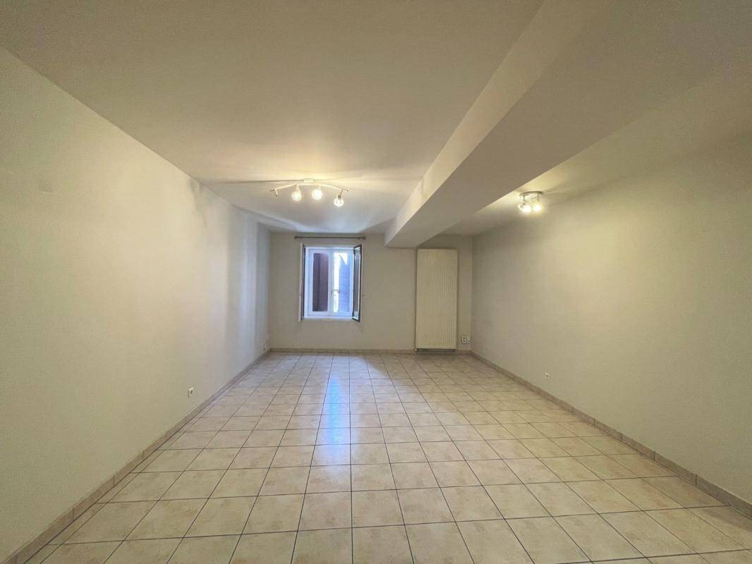 Appartement à louer, 81m², Belleville-en-Beaujolais