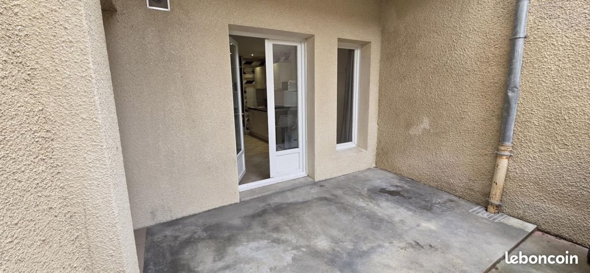 Appartement à louer, 16m², Belleville