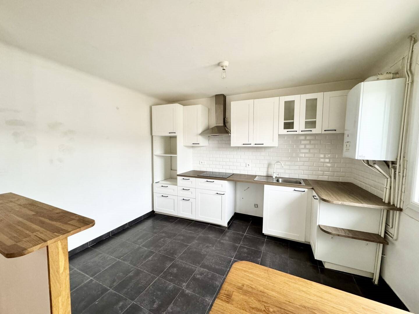 Appartement à louer, 47m², Saint-Bonnet-de-Mure