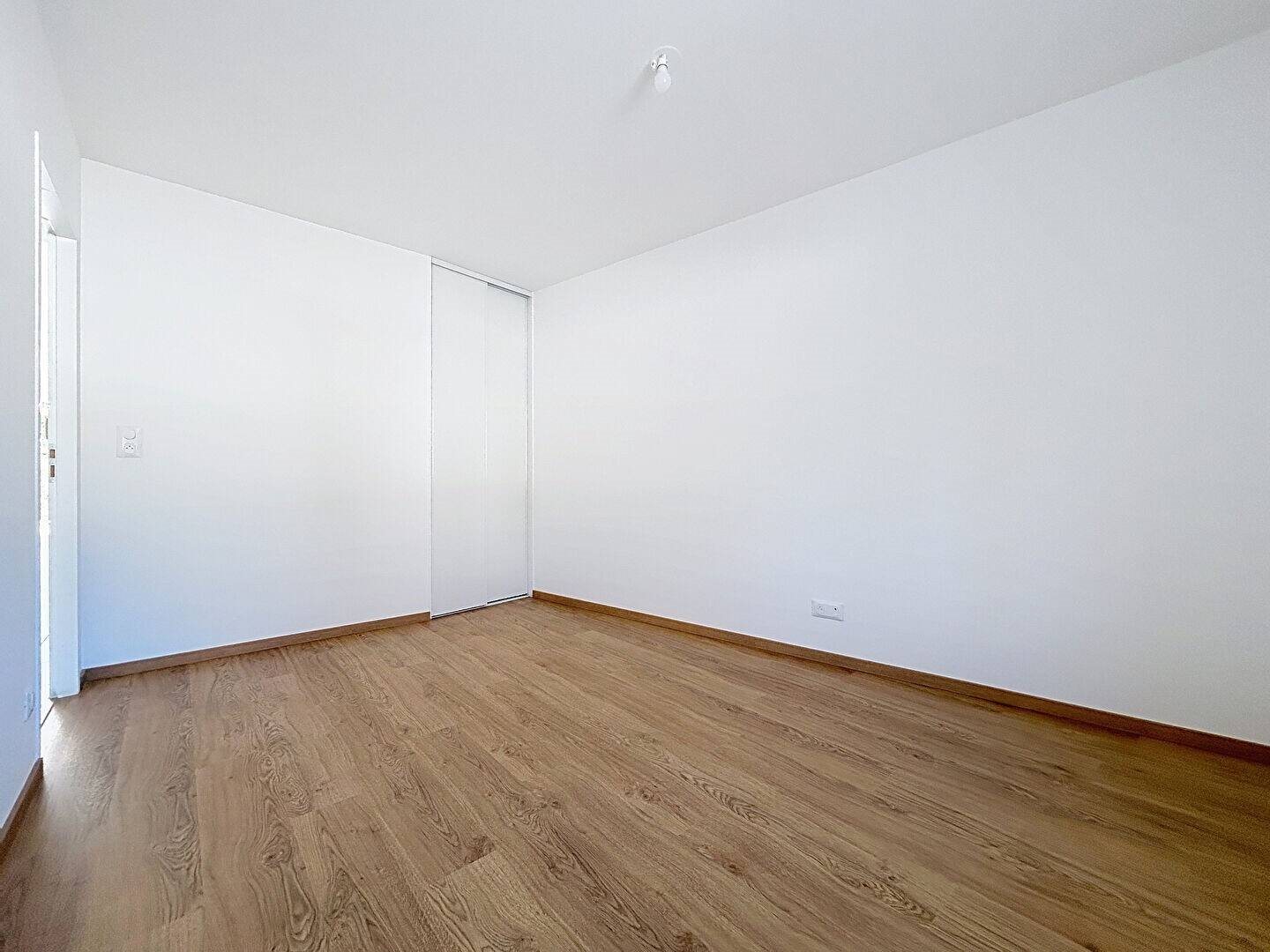Appartement à louer, 81m², Saint-Bernard