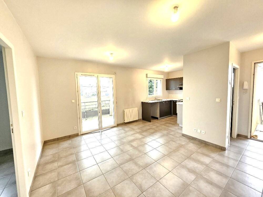 Appartement à louer, 40m², Soucieu-en-Jarrest