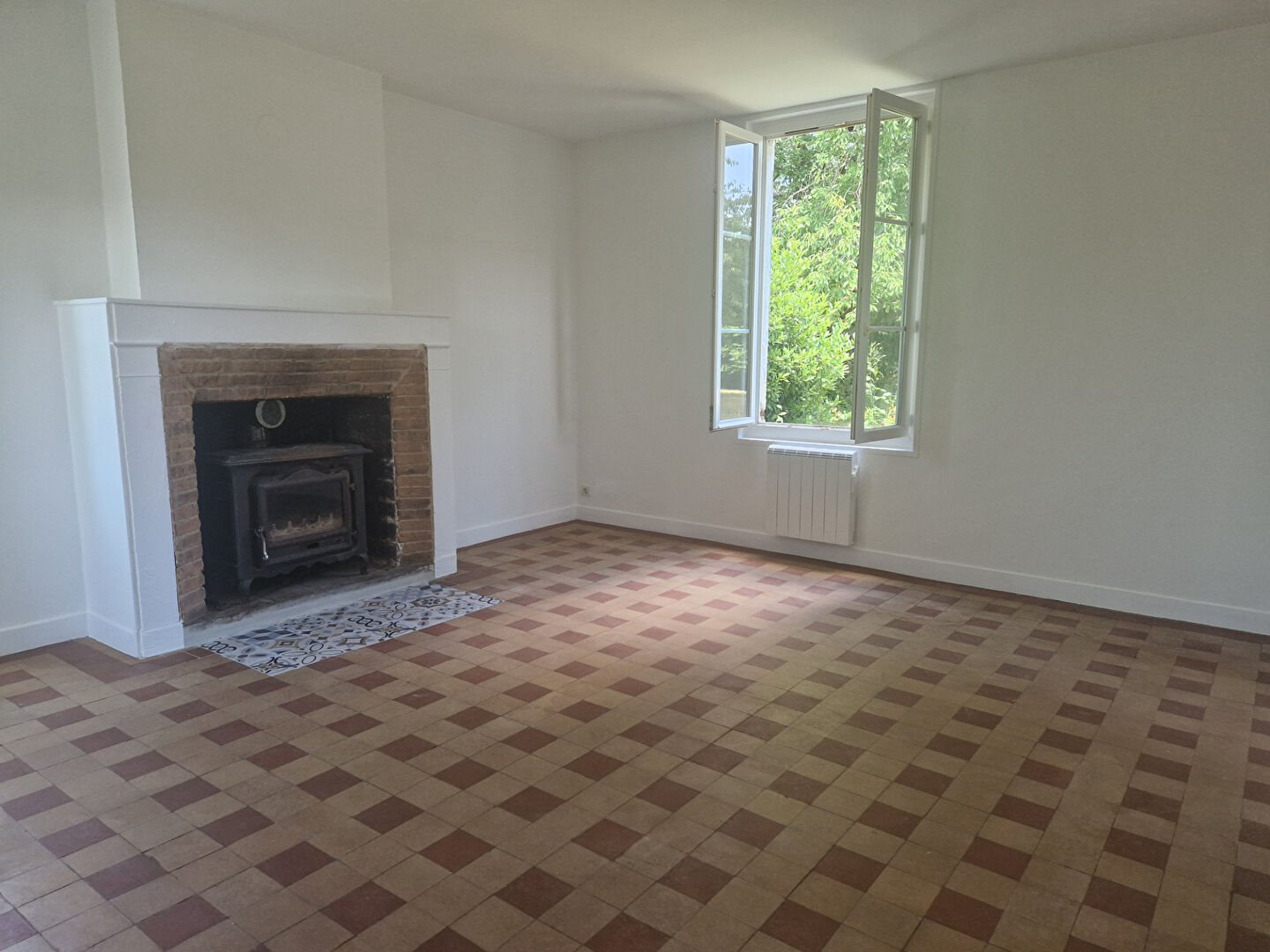 Maison à louer, 80m², Cuvergnon