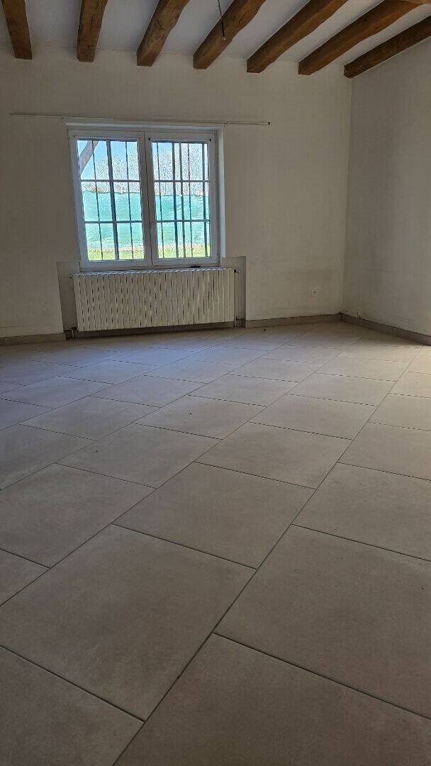 Maison à louer, 138m², Lévignen