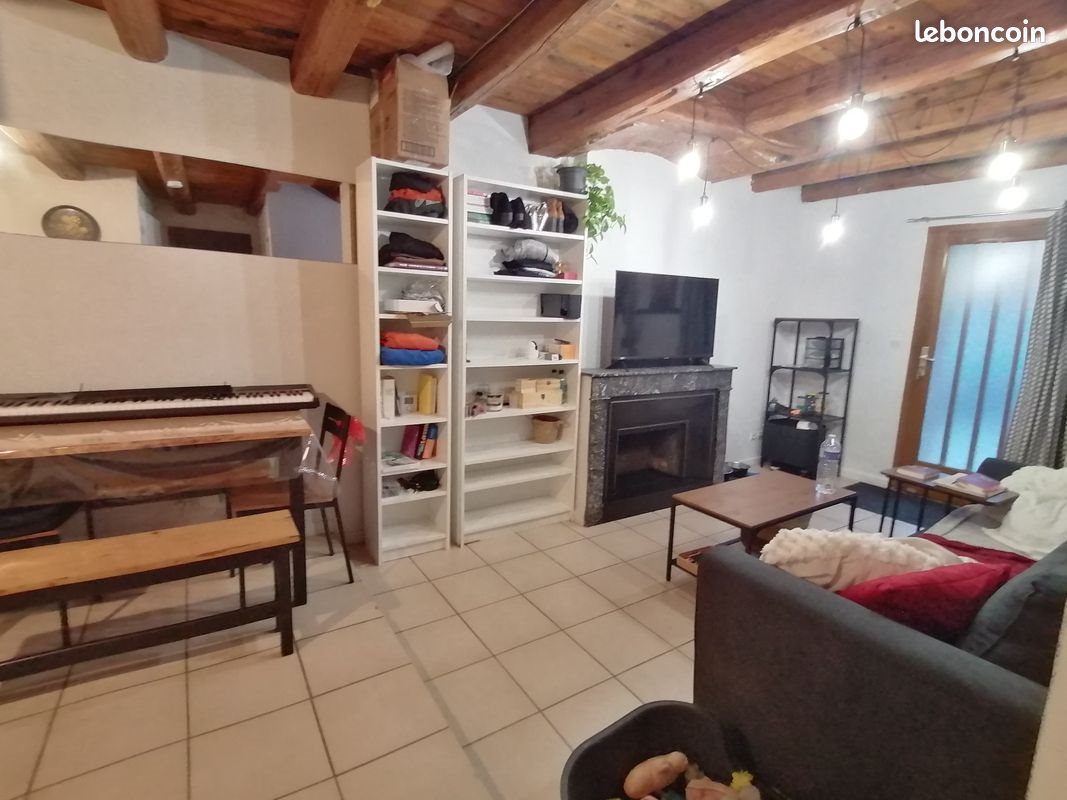 Appartement à louer, 42m², Millery