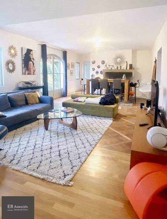 Maison à louer, 250m², Saint-Cyr-au-Mont-d'Or