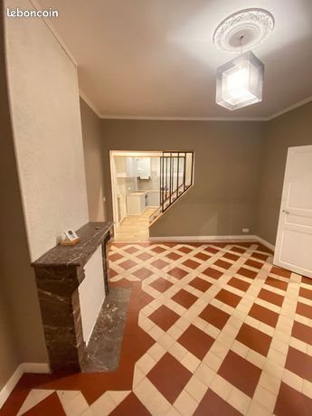 Maison à louer, 81m², Pont-l'Evêque