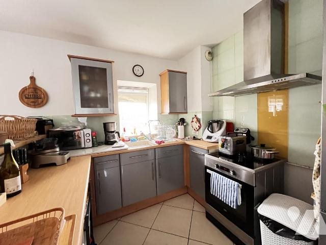 Appartement à louer, 80m², Avion