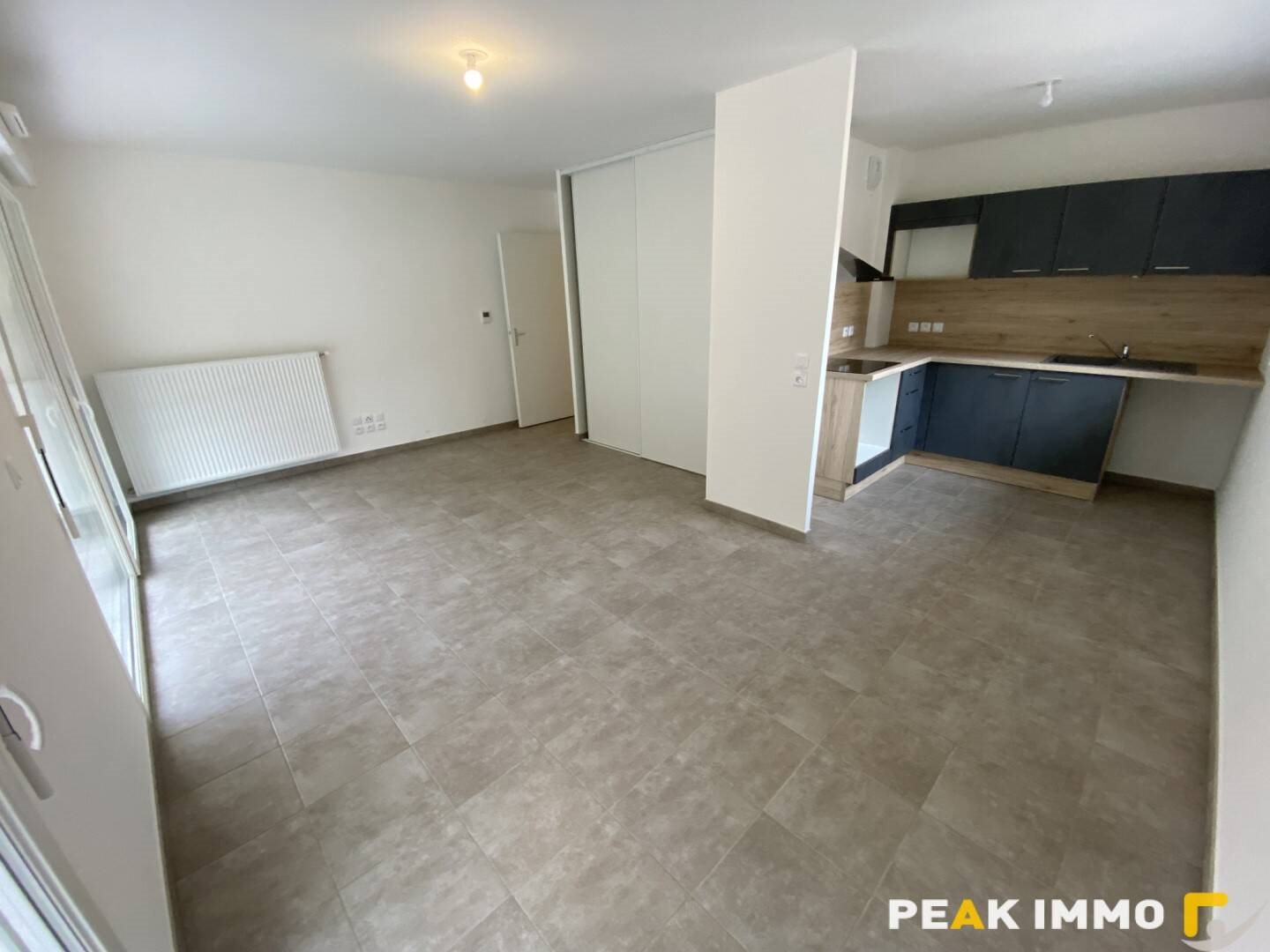 Appartement à louer, 80m², Cruseilles