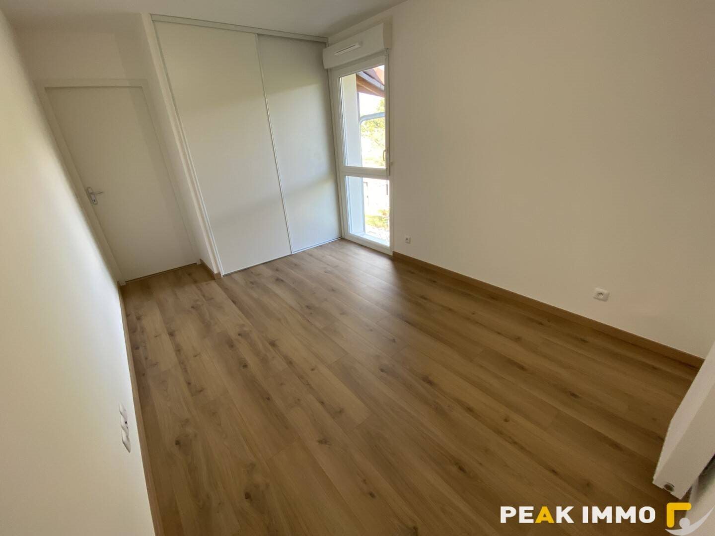 Appartement à louer, 80m², Cruseilles