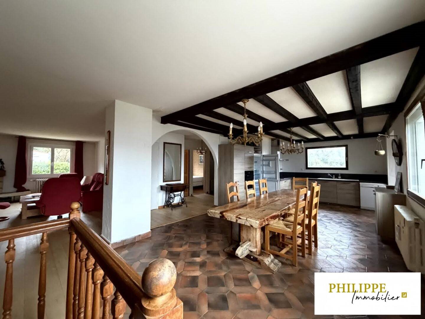 Maison à vendre, 231m², Saint-Nazaire-les-Eymes