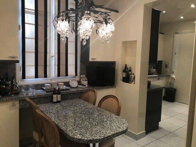 Appartement à louer, 213m², Paris 16ème
