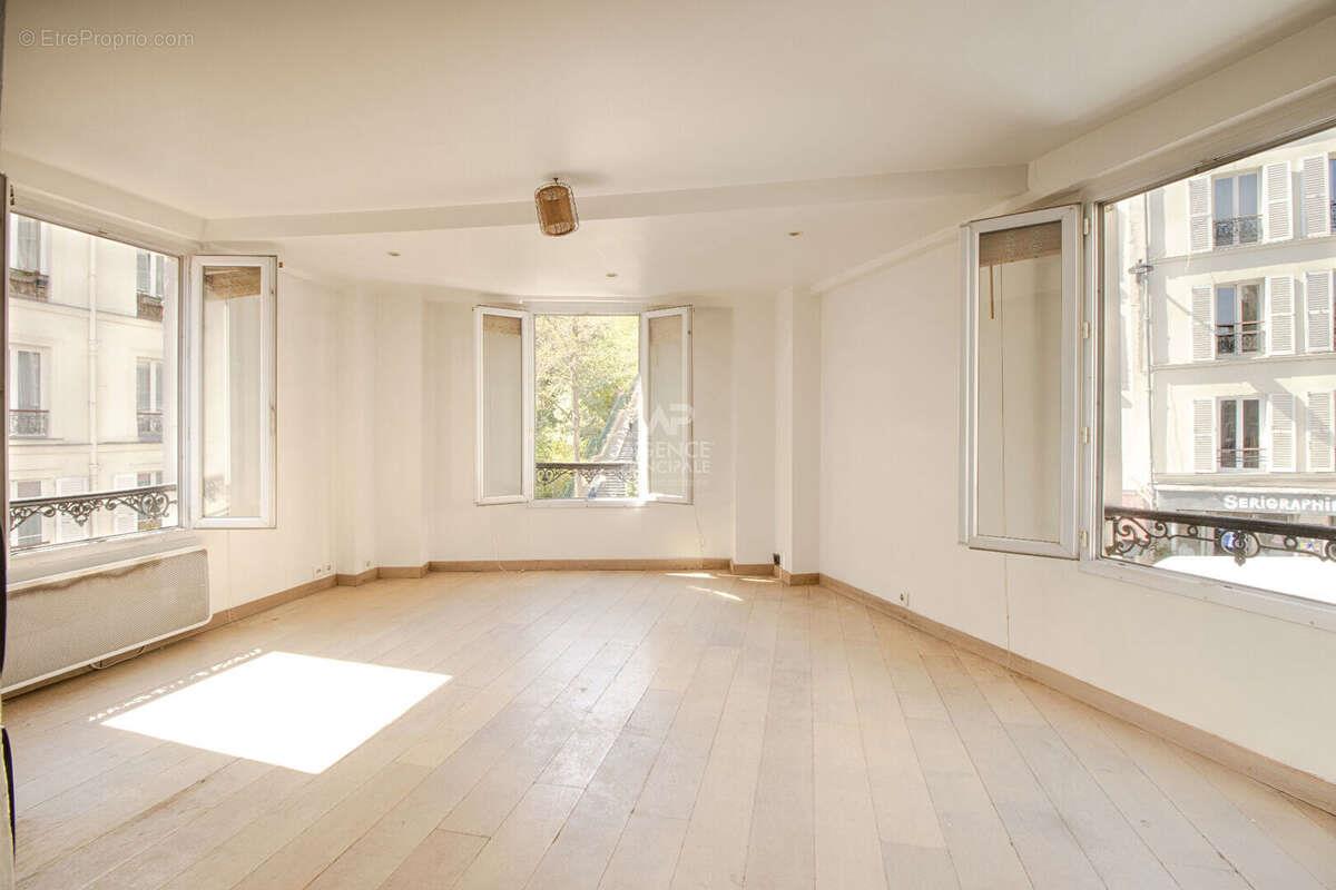 Appartement à vendre, 49m², Paris 18ème