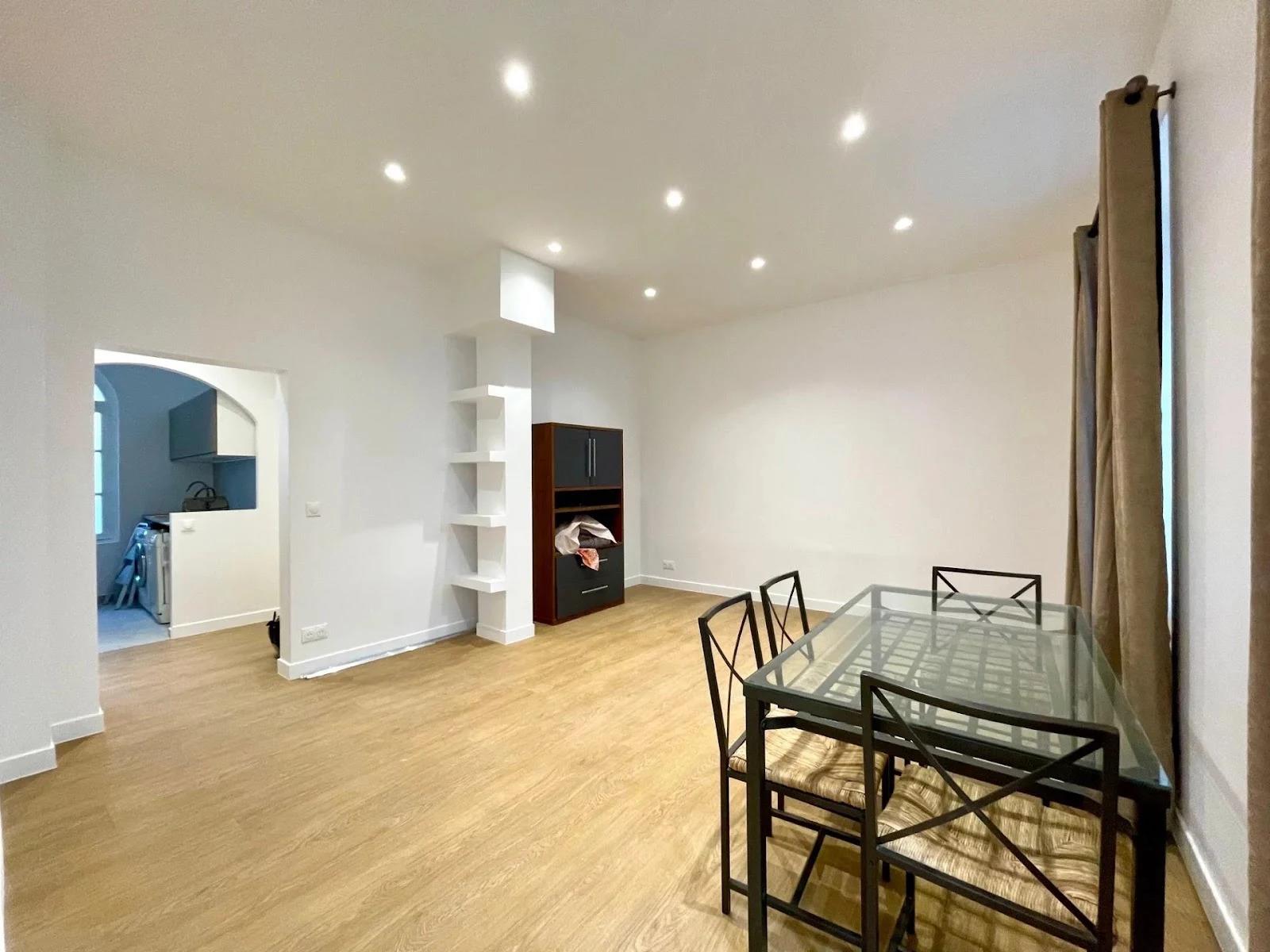 Appartement à louer, 41m², Paris 17ème