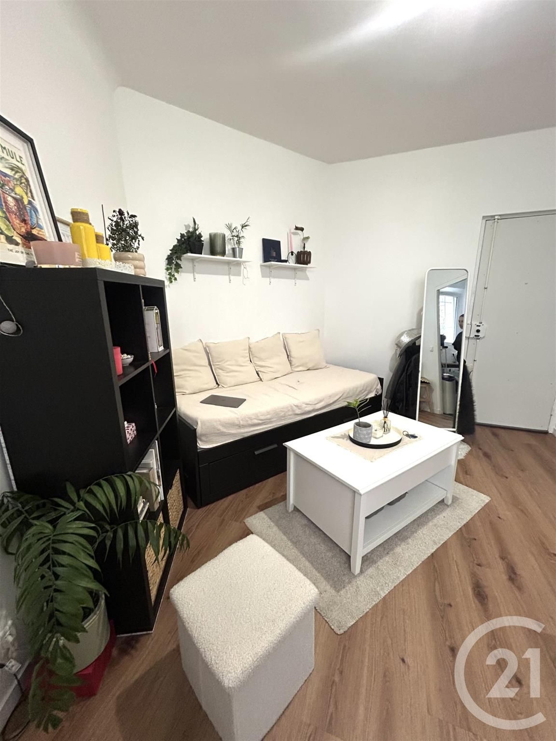 Appartement à louer, 20m², Paris 18ème