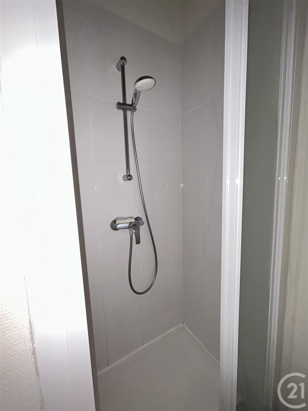 Appartement à louer, 22m², Paris 18ème