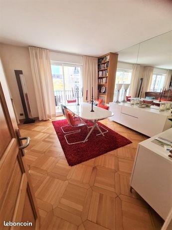 Appartement à louer, 62m², Paris 8ème