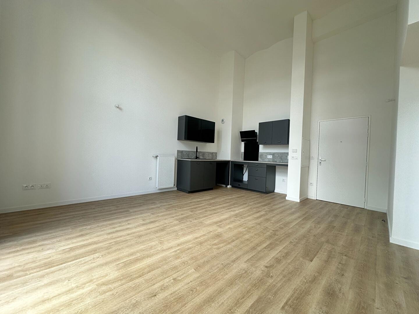 Maison à louer, 47m², Champagne-sur-Seine