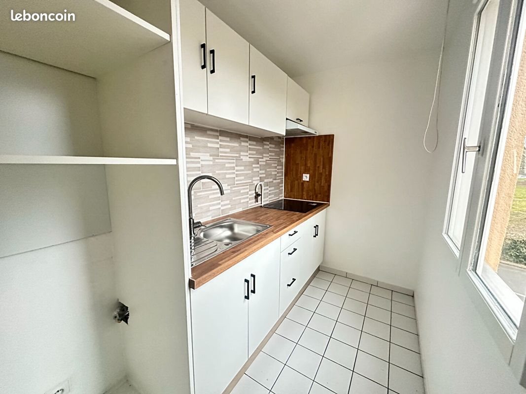 Appartement à louer, 26m², Combs-la-Ville