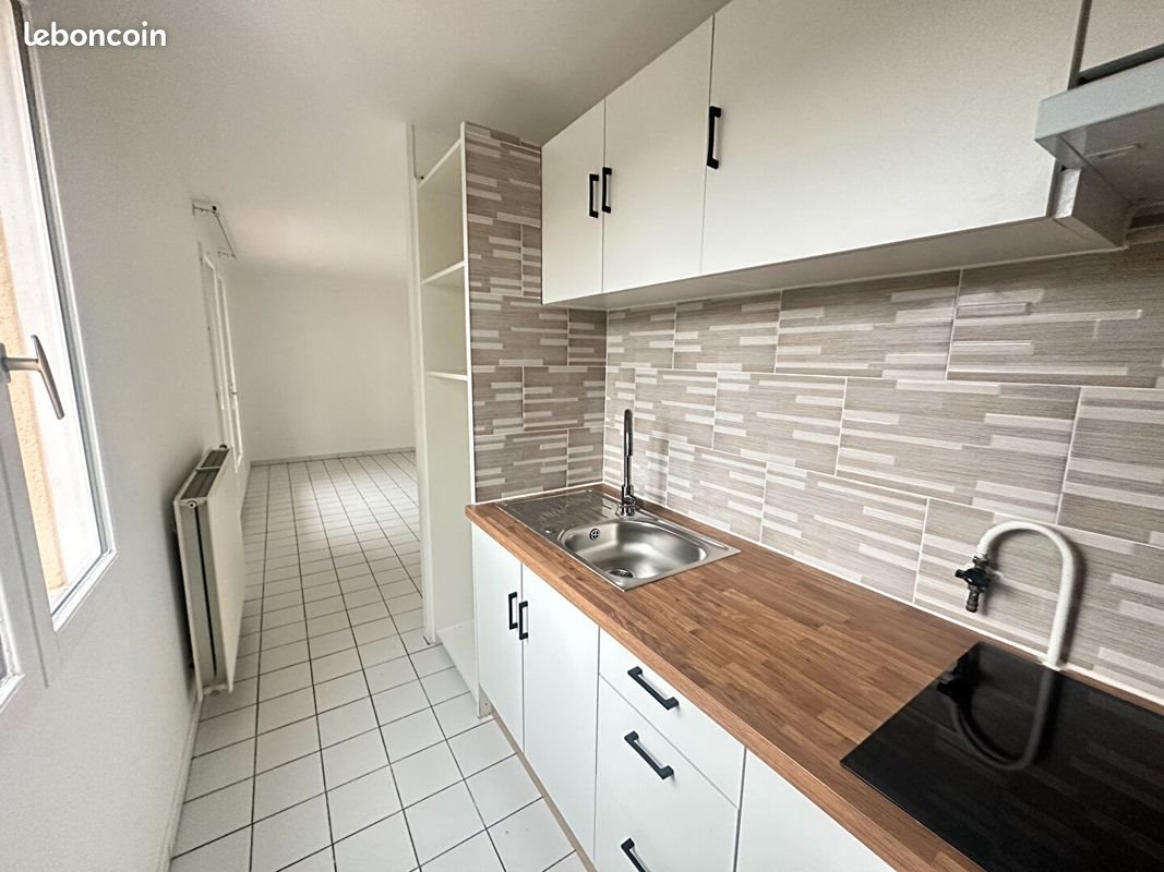 Appartement à louer, 26m², Combs-la-Ville