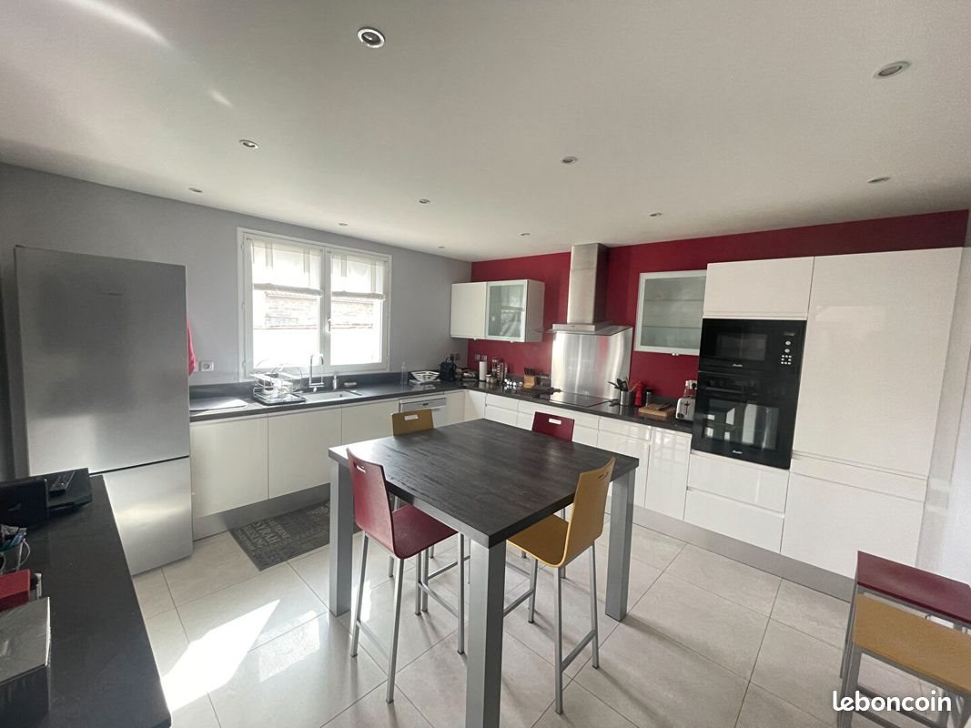 Maison à vendre, 157m², Villenoy