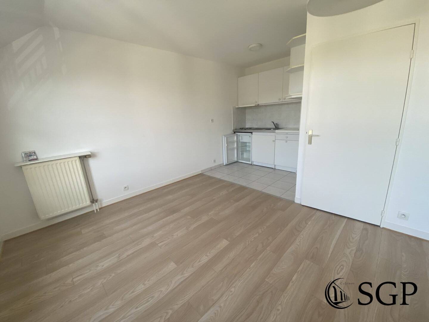 Appartement à louer, 27m², Buc