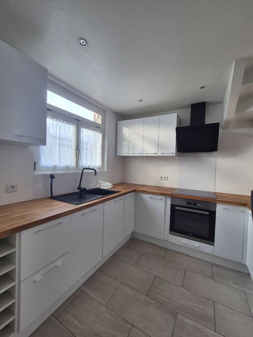 Maison à louer, 83m², Noisy-le-Roi