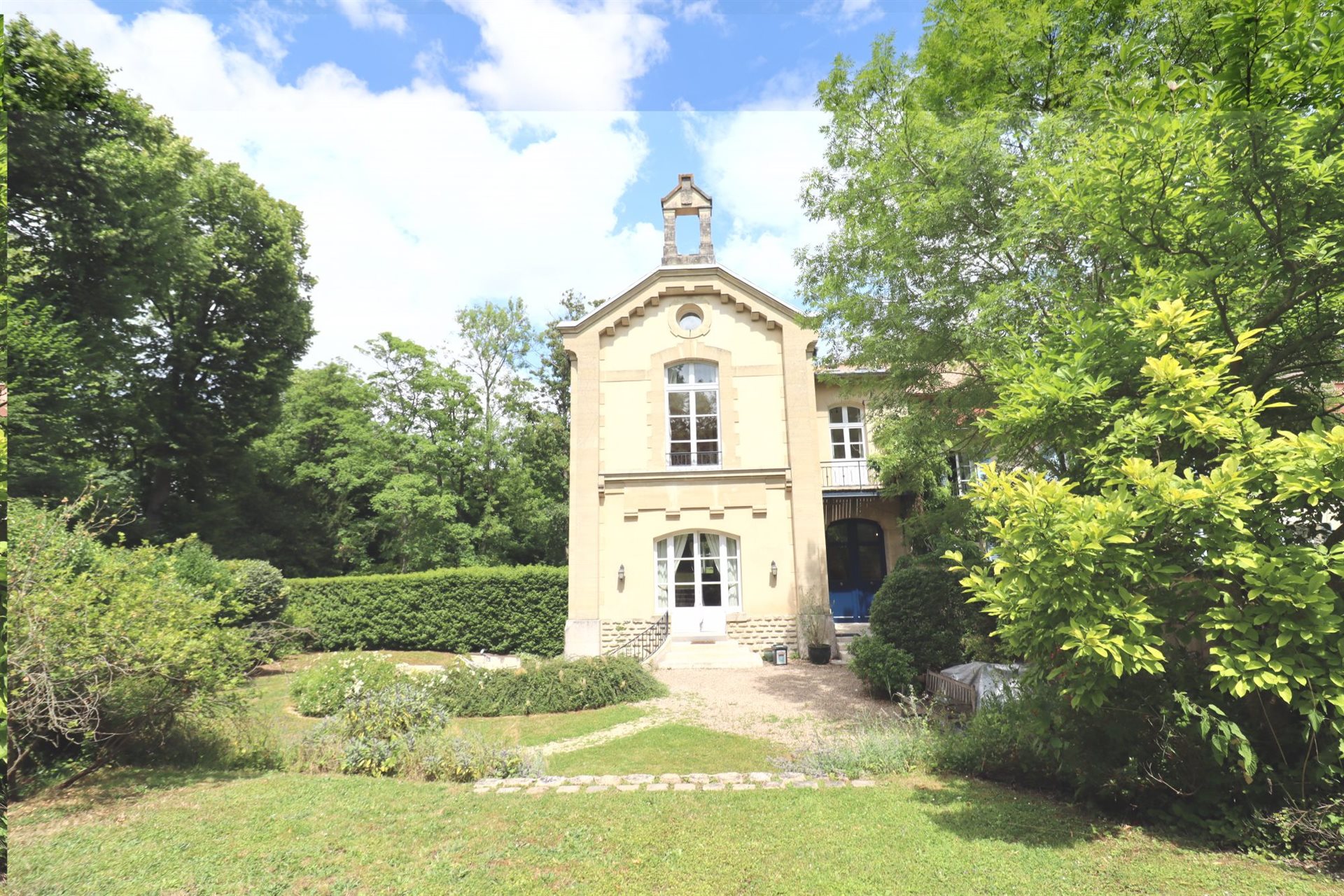 Maison à louer, 232m², Louveciennes