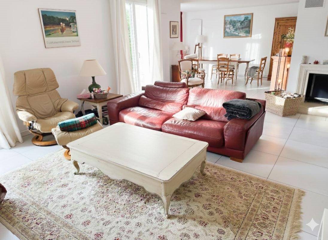 Maison à louer, 156m², Noisy-le-Roi