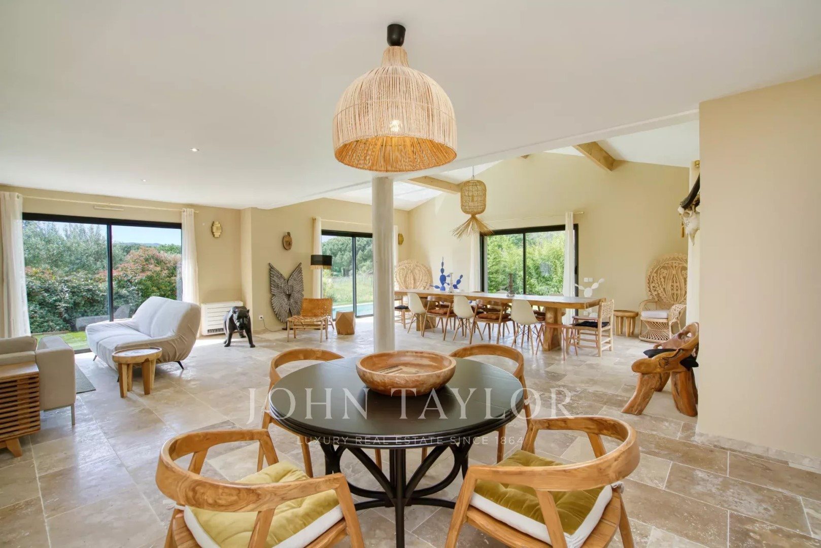 Maison à louer, 300m², Grimaud