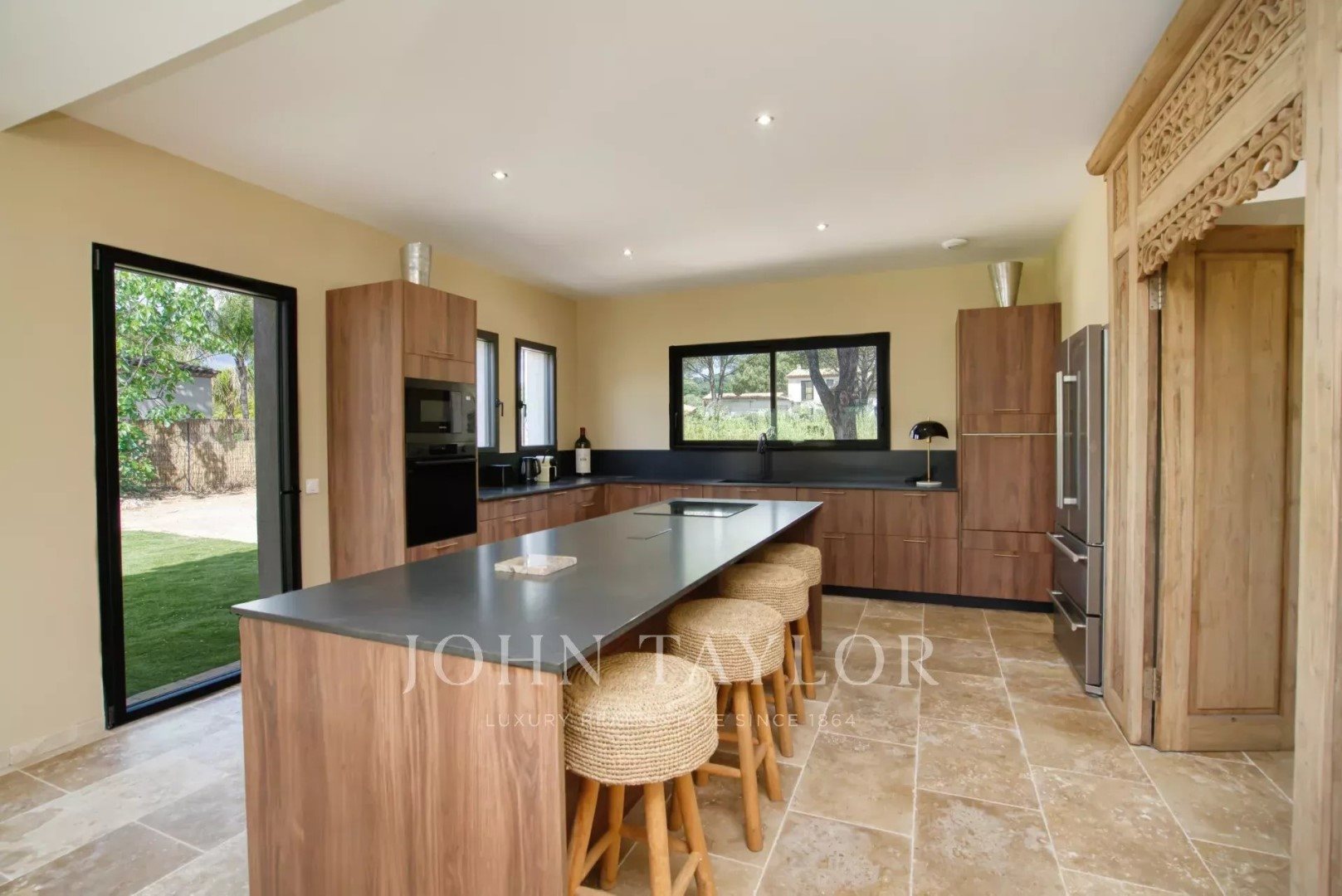 Maison à louer, 300m², Grimaud