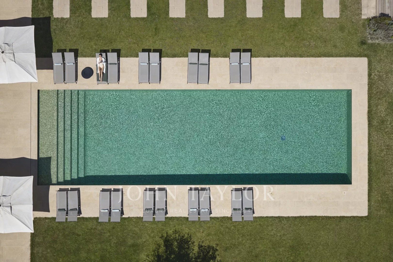 Maison à louer, 1000m², Grimaud