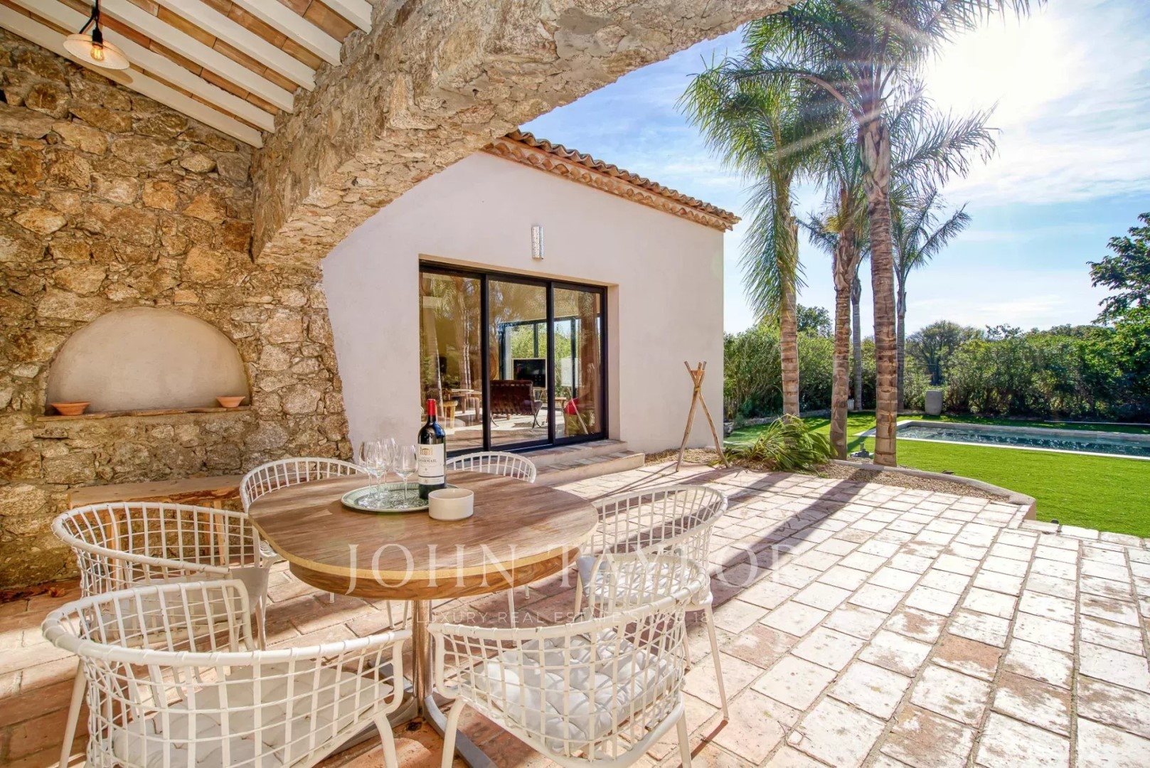 Maison à louer, 350m², Grimaud
